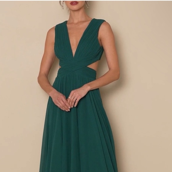 LULU’S Vivid Imagination Emerald Green Cutout Maxi Dress - Picture 3 of 14